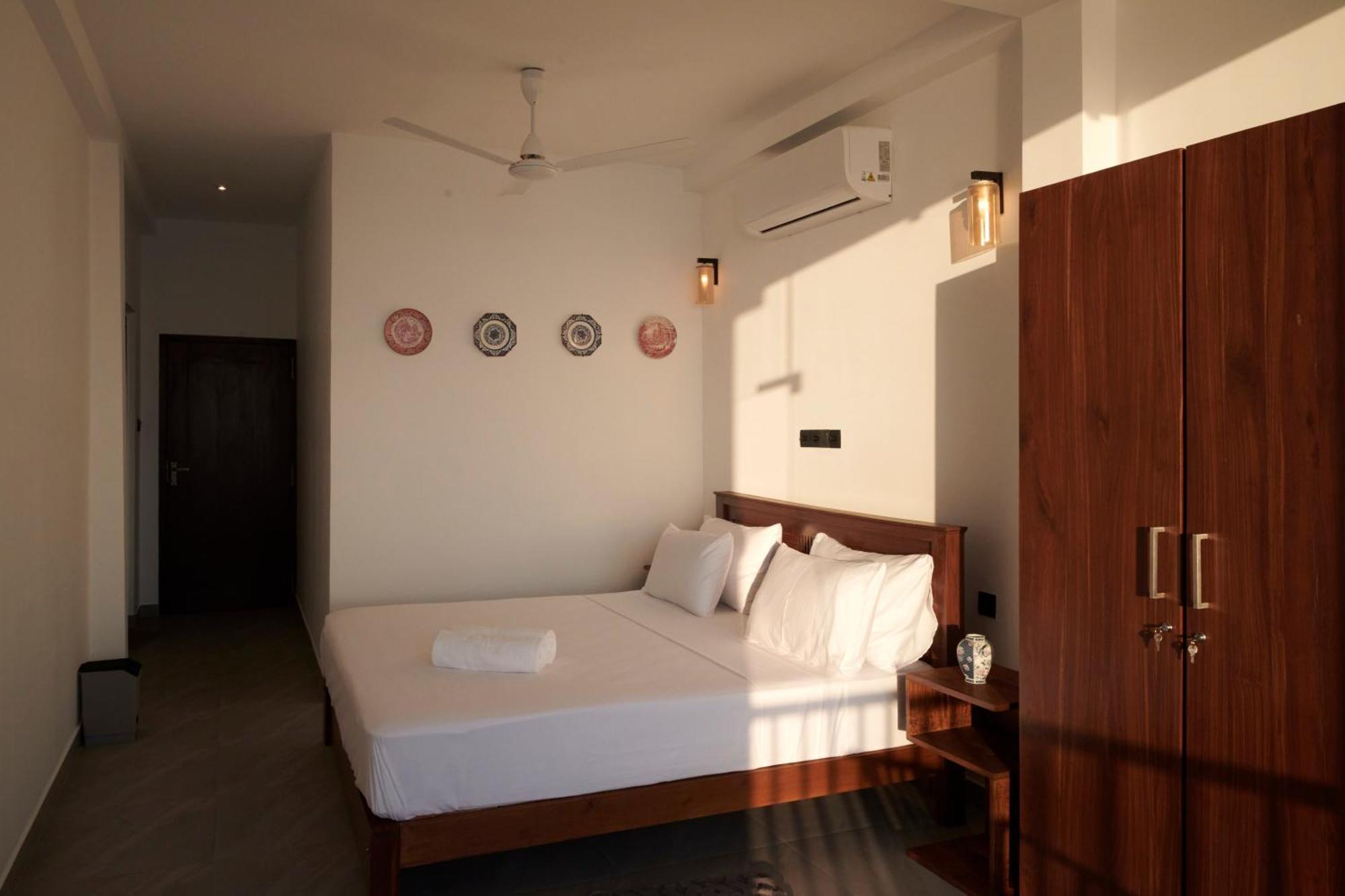 Kings Bay Beach Resort Galle Exterior foto