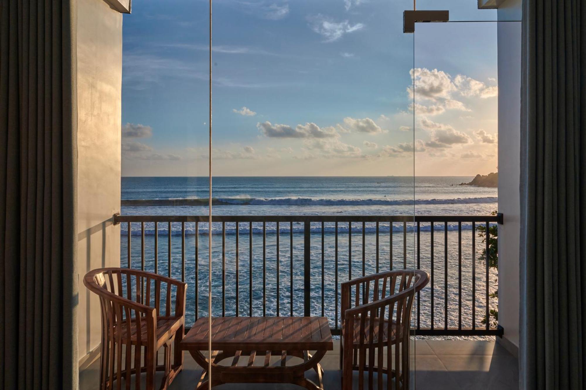 Kings Bay Beach Resort Galle Exterior foto